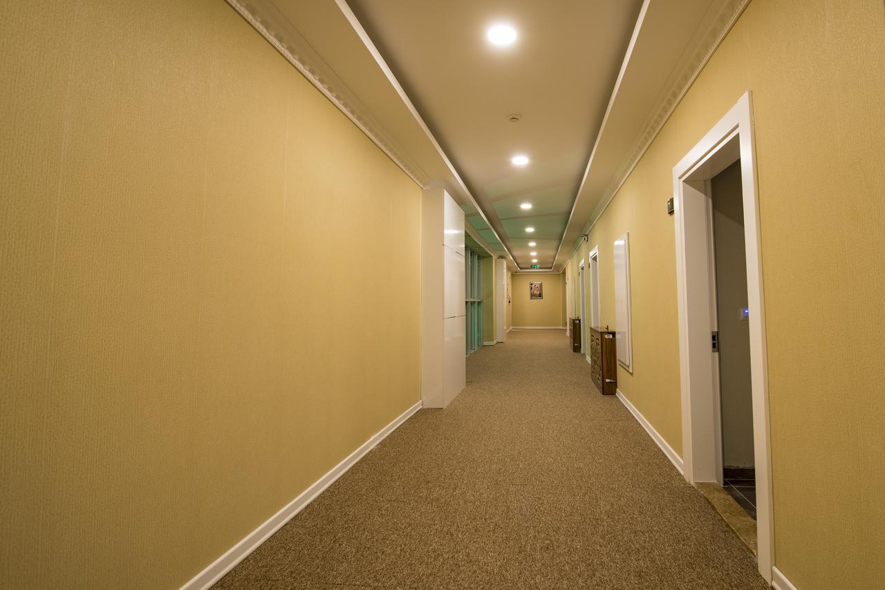 Kars-I Si̇Ri̇N Otel Exterior photo